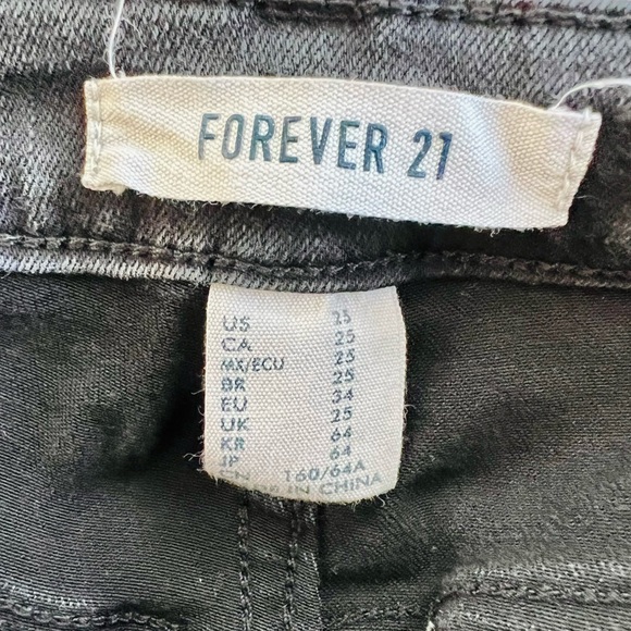 Forever 21 Distressed High-waisted Stretch 5-pocket Curvy Fit Black Skinny Jeans - Picture 11 of 11